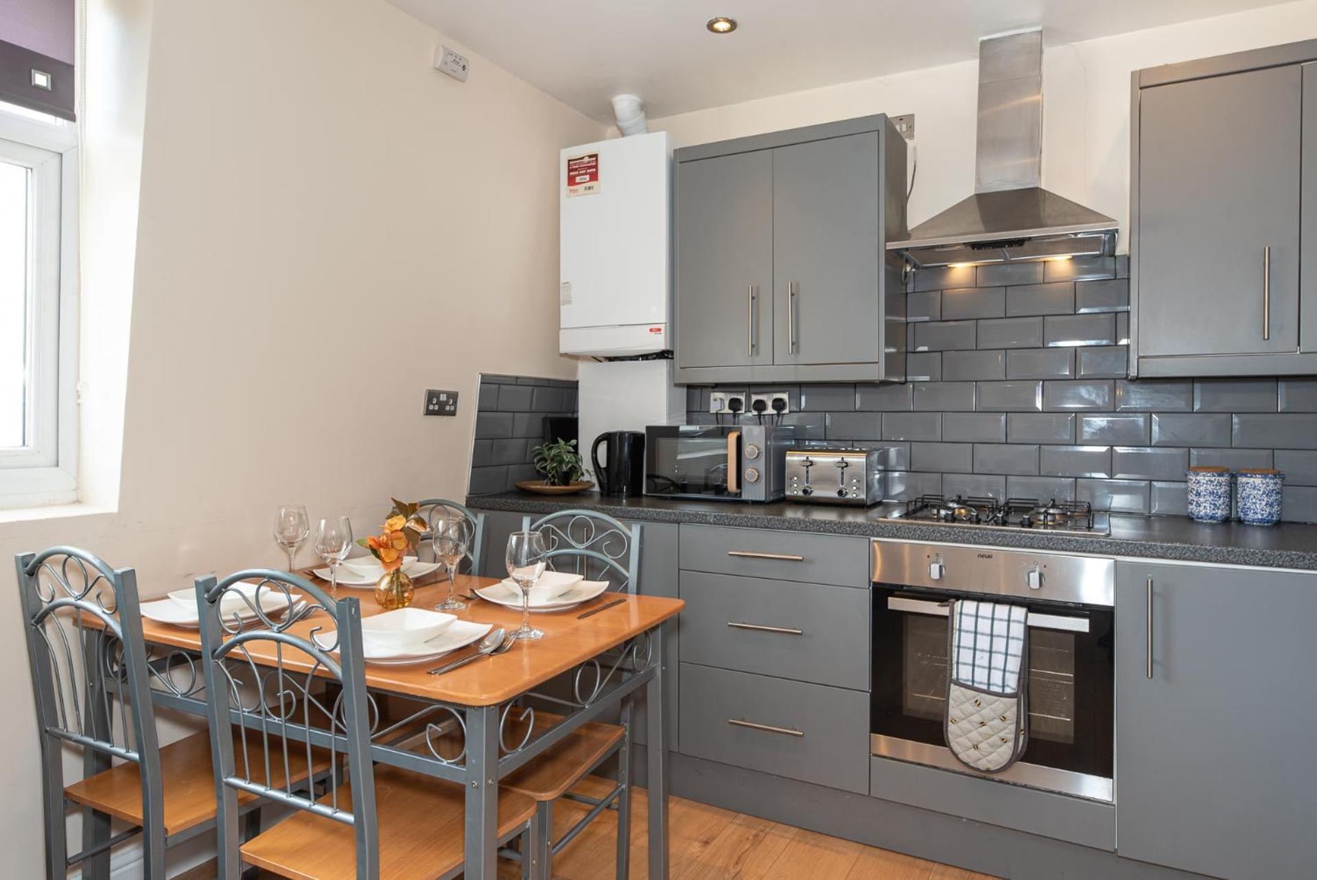 Lovely 3 Bed Apartment In The City Of Londres Extérieur photo