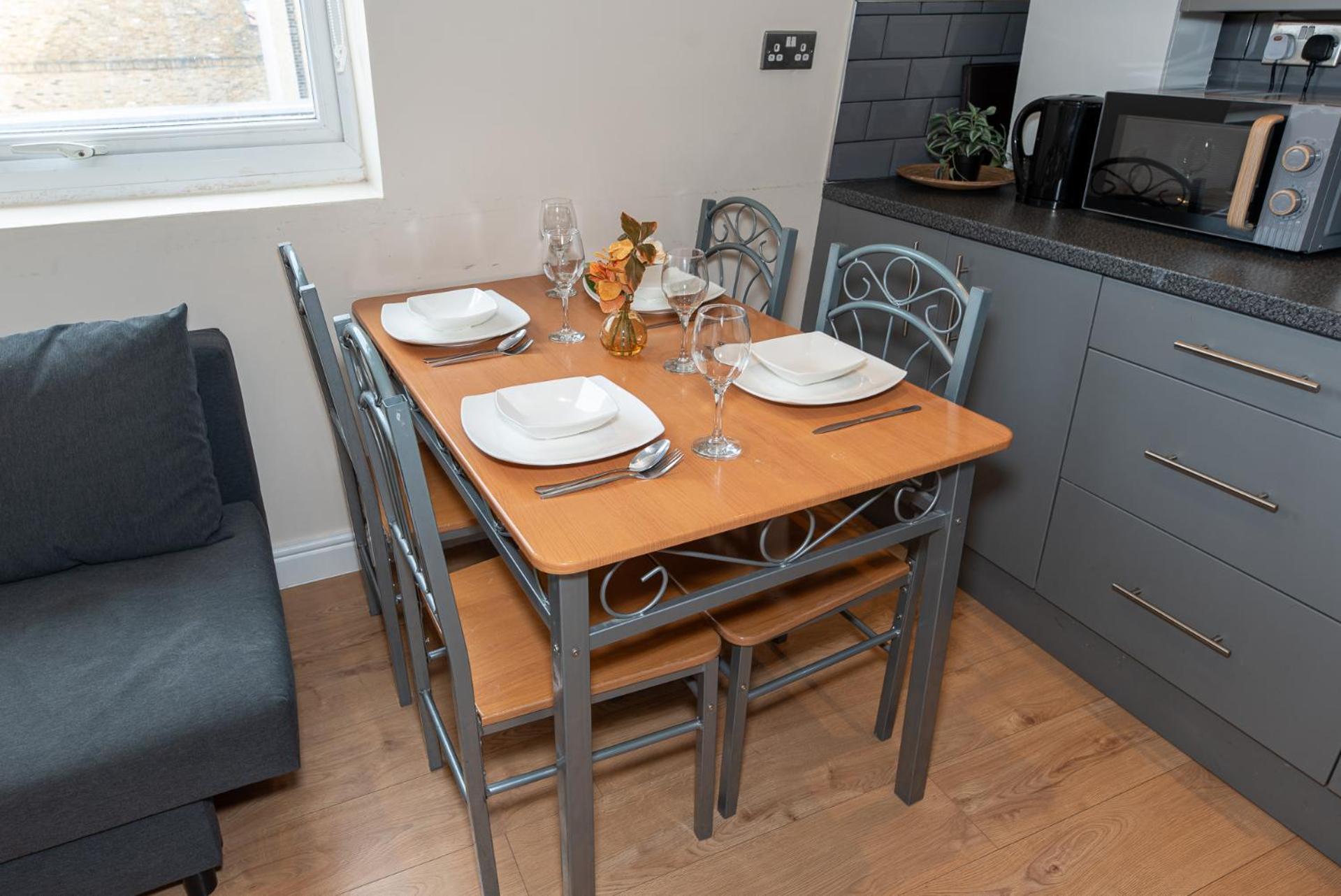 Lovely 3 Bed Apartment In The City Of Londres Extérieur photo