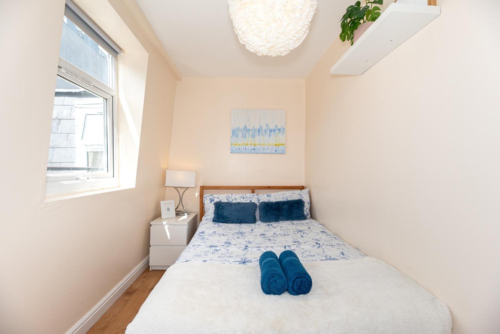 Lovely 3 Bed Apartment In The City Of Londres Extérieur photo